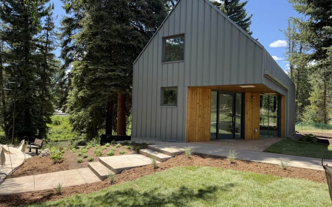 VAIL ART STUDIO